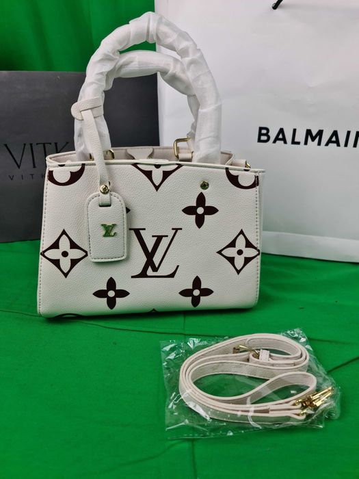 Torebka srednia Torba Louis Vuitton ecru skórzana lv kuferek Premium