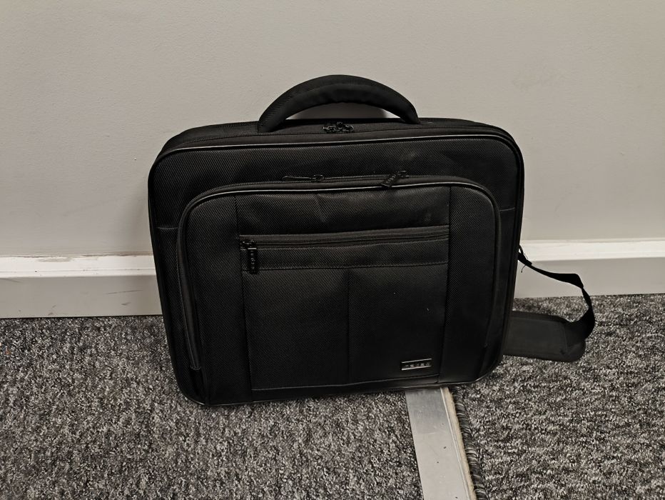 Komputer Dell Vostro 3560
