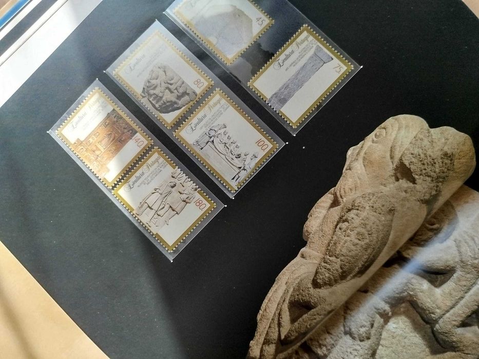 Livro ctt Escultura Portuguesa como novo