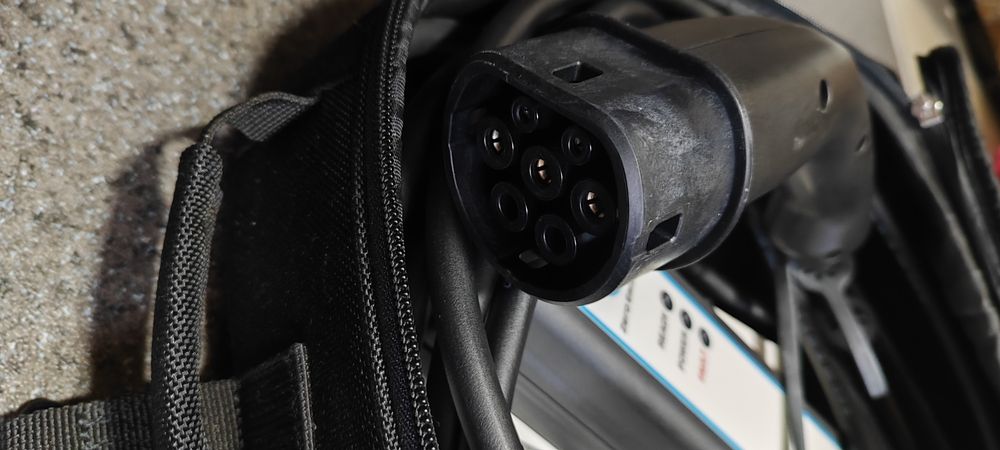 Зарядний пристрій 10А Nissan leaf