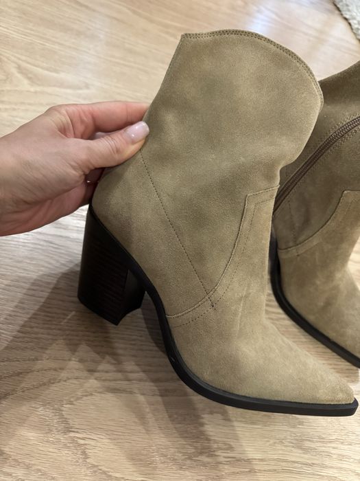 Казаки Zara розмір 39