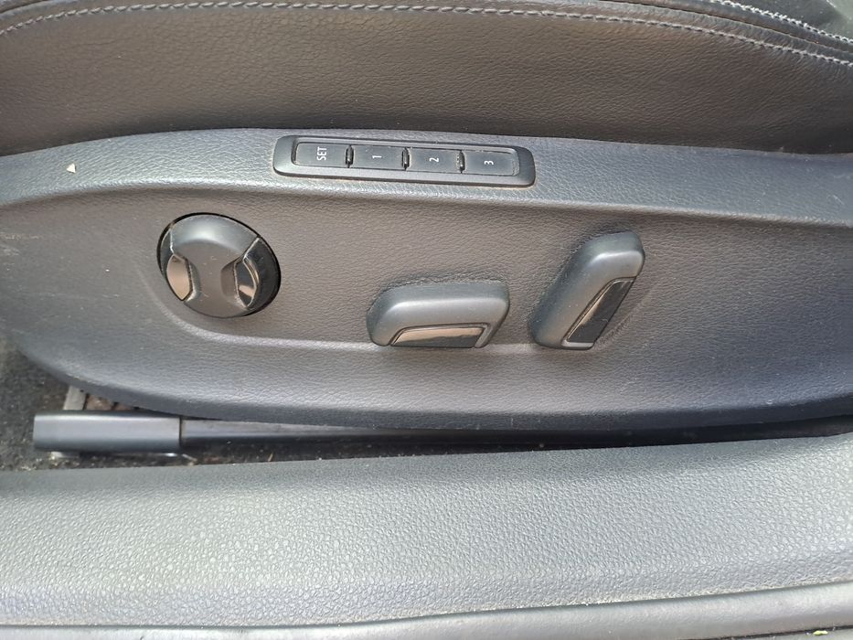 VOLKSWAGEN passat nms