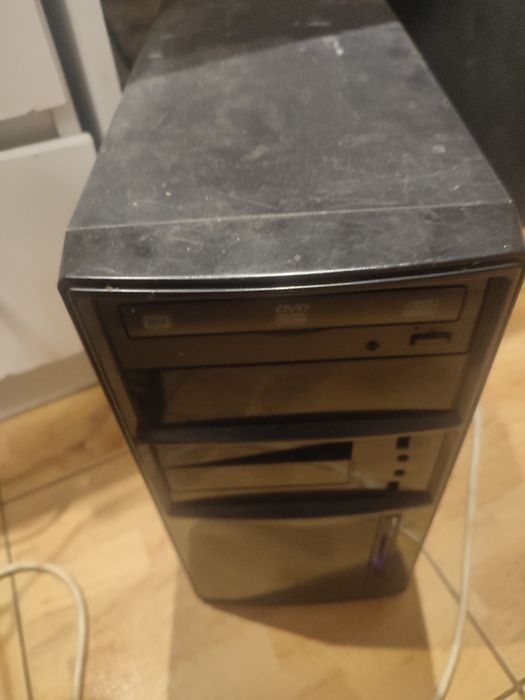 Komputer stacjonarny