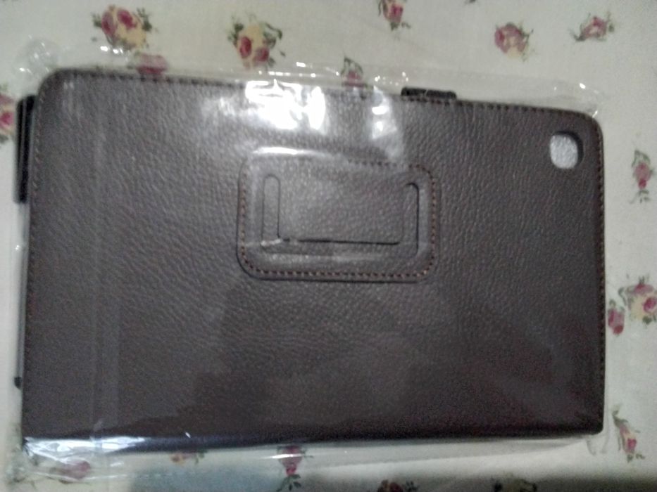 Продам чехол на планшет