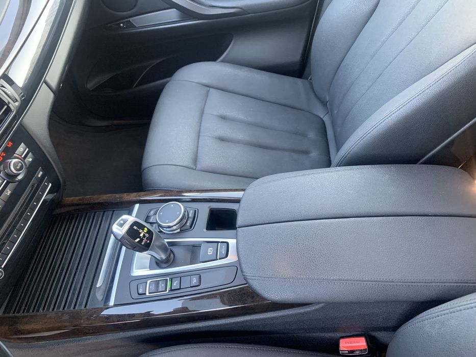 Продам BMW X5 2016 3.0.л xDrive