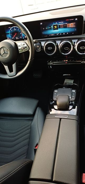 Mercedes-Benz A180
