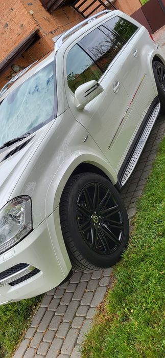 Mercedes-Benz GL350