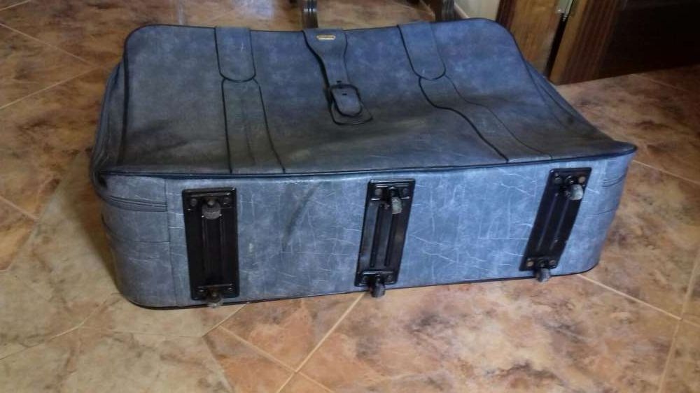 Mala de viagem American.