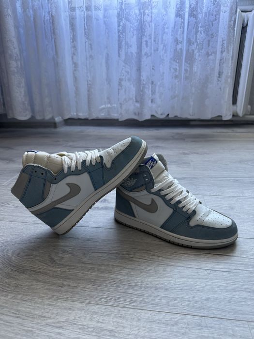 Кросівки жіночі nike air jordan 1 retro high og
