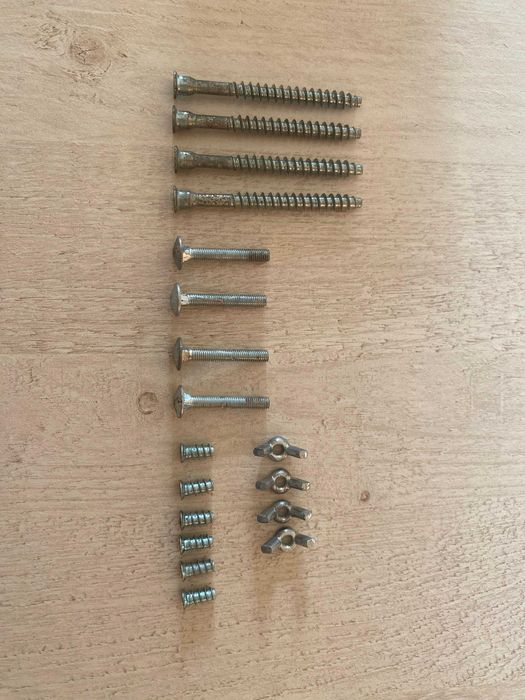 Cama de Casal VERONA (150x190cm) + Estrado de Ripas - Como Novo - 180€