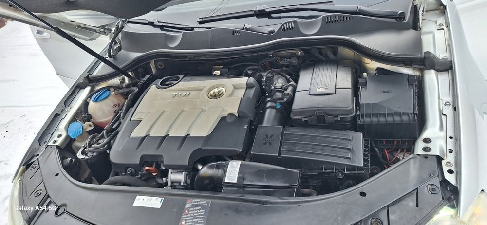 Фольксваген Пасат  В6