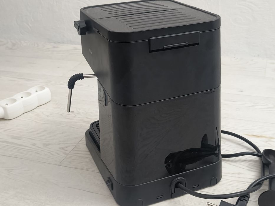 Ekspres do kawy DeLonghi Stilosa EC230 BK