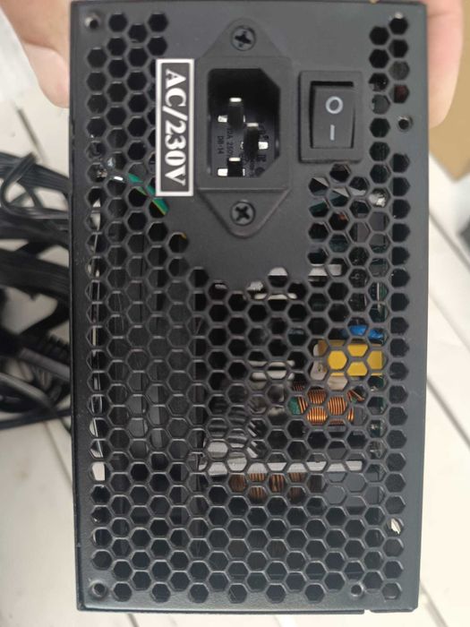Fonte 750w MSI em ótimo estado
