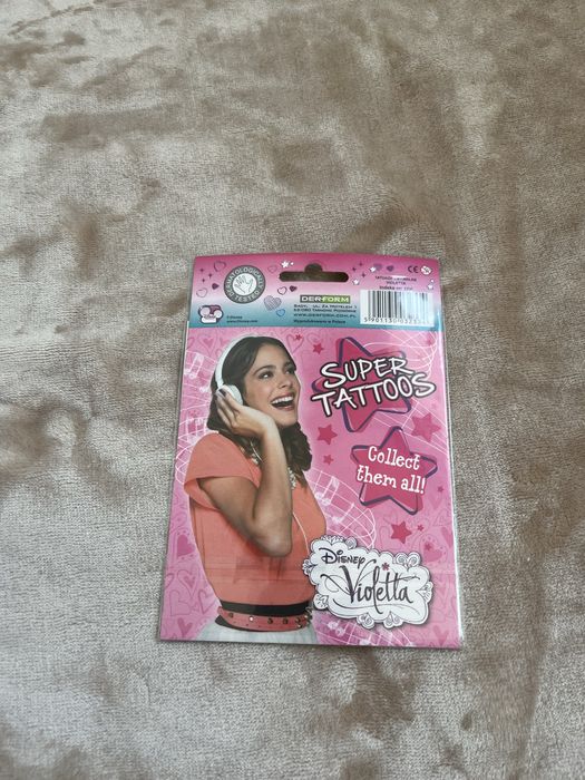 Disney Violetta nowe naklejki dla dziewczynki