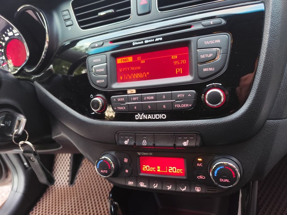 Kia ceed 2013 automatic