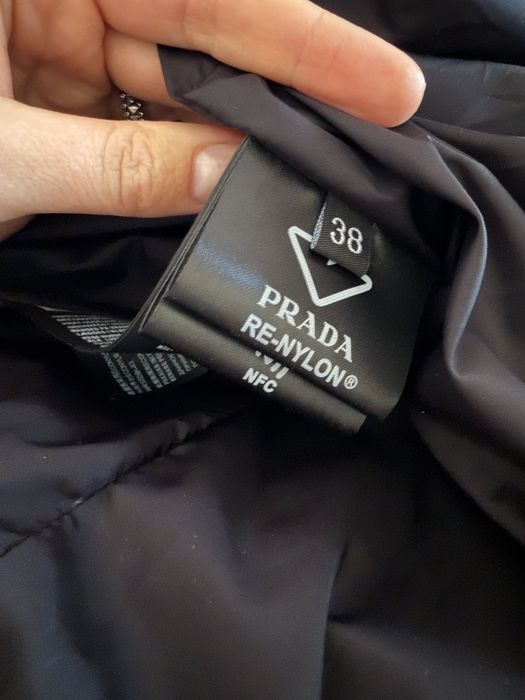 Жіночий теплий пуховик prada — zdjęcie 3