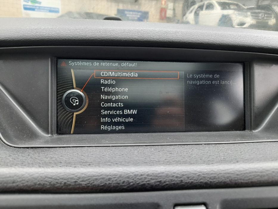 Display / ecrã de informações BMW X1 (E84)