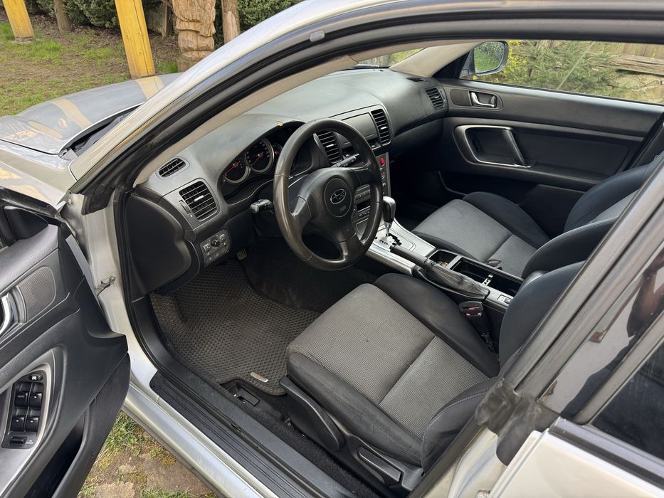 Subaru legacy 2.0 бензин автомат