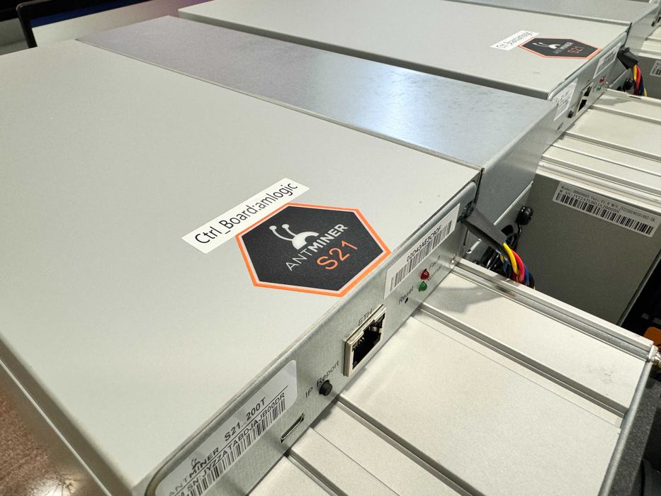 NEW Майнер! Asic Bitmain Antminer S21 195 Th miner + Гарантія