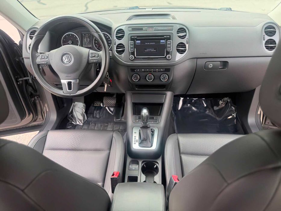 Volkswagen Tiguan      2013