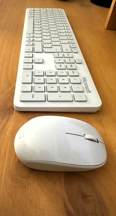 Teclado + Rato Microsoft Bluetooth Branco