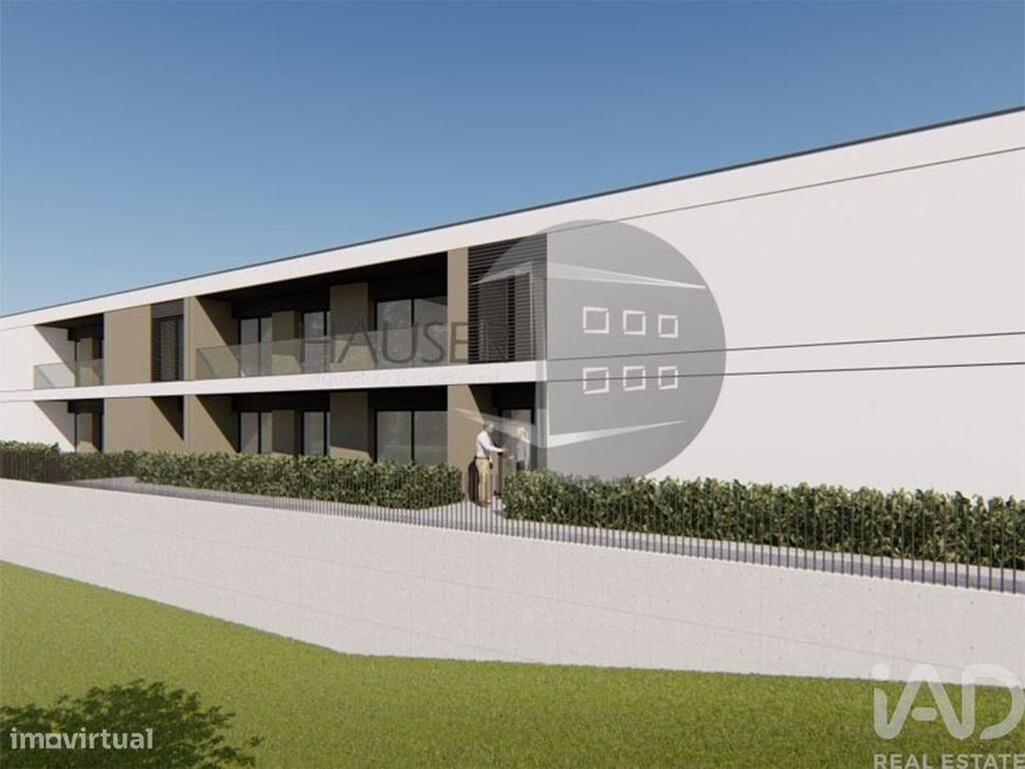 Apartamento T3 em Galegos (Santa Maria) de 145,00 m2