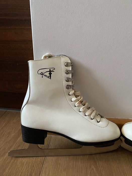 Używane łyżwy do jazdy figurowej