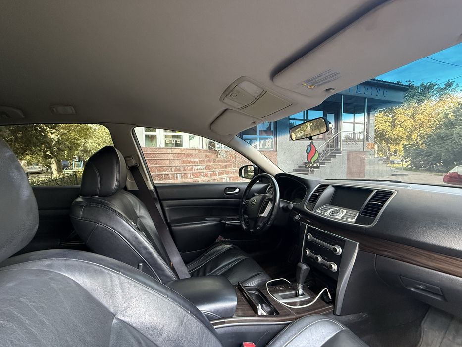 Nissan Teana 2.5  2012