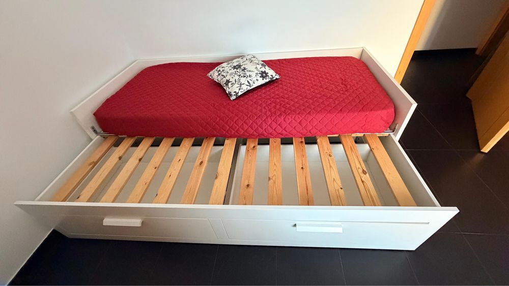 Cama Ikea Brimnes Impecavél