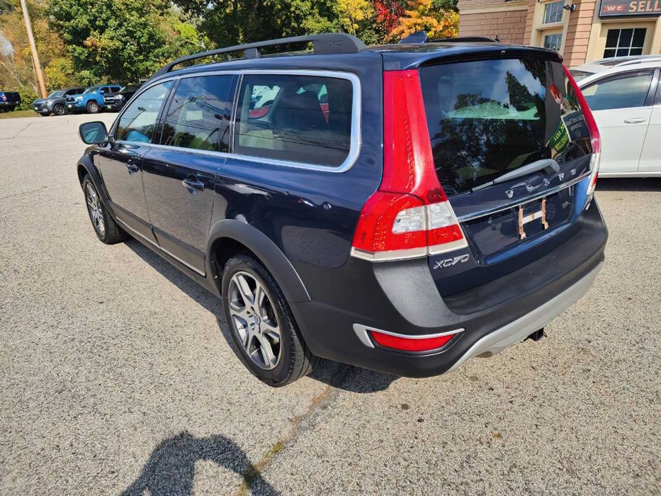 Volvo XC70 T6      2015