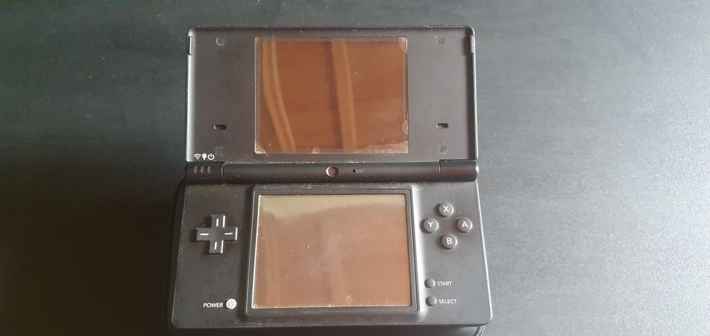 Consola Nintendo DS i