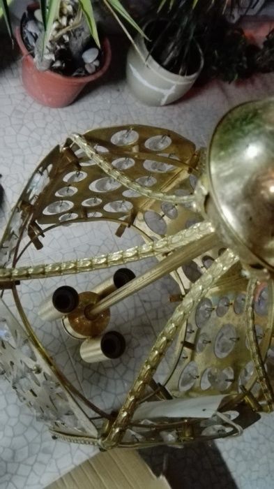 3 Candeeiros Novos Tecto Amarelos Com Cristais e 1 em Madeira Nobre