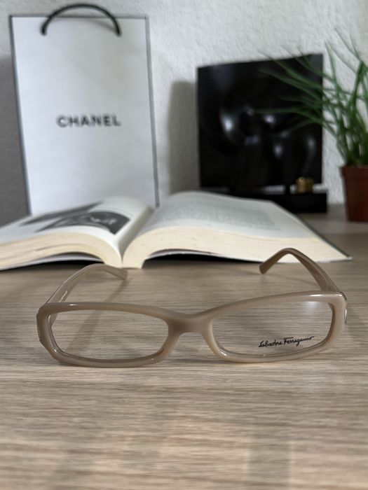Oculos Salvatore Ferragamo