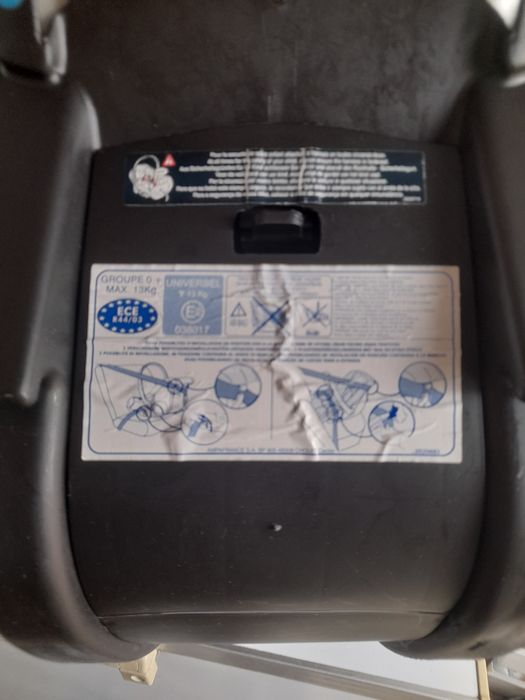 Cadeira de bebé auto