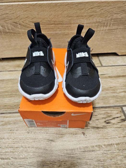 Adidasy Nike rozmiar 21