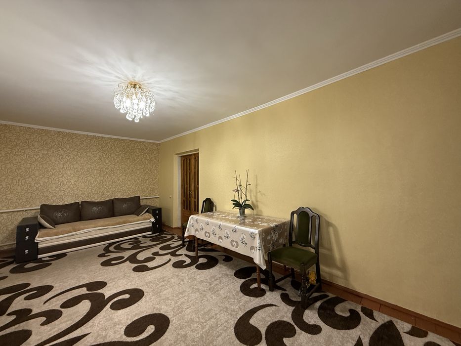 Продаж будинку та 8 соток землі біля Вінниці | с. Майдан Чапельський