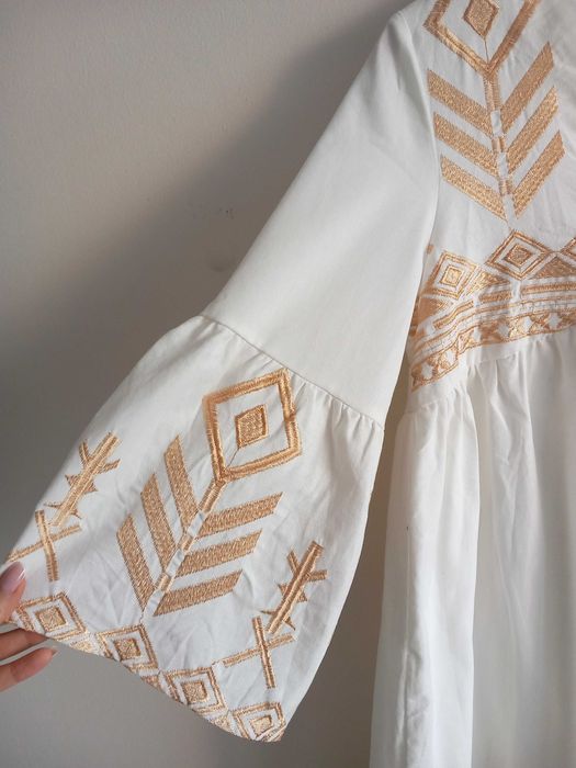 Poheme biała sukienka midi boho hafty S/M