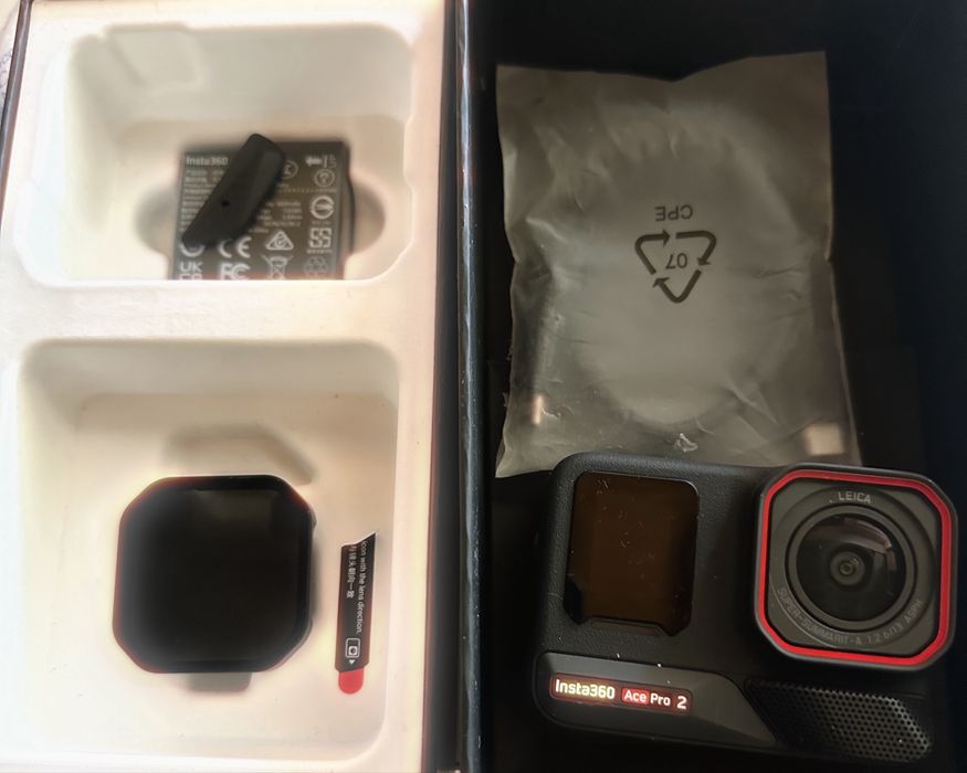 Insta 360 ace pro 2