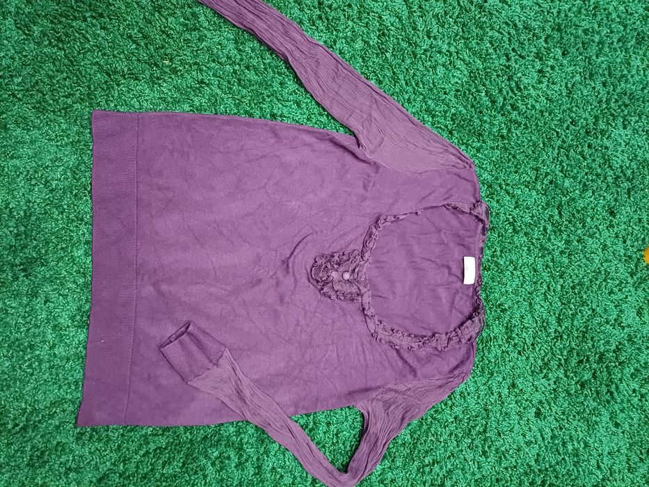 Śliczna bluzka z szyfonowymi rękawami