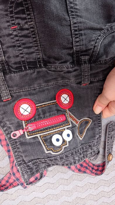 Продам джинси на хлопчика