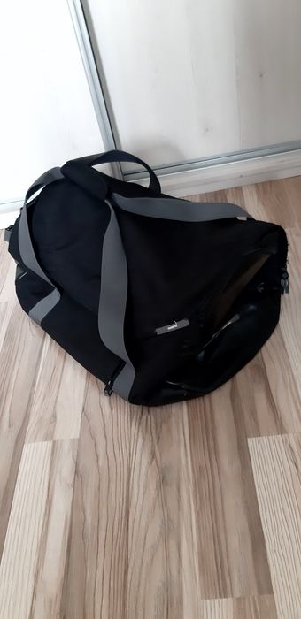 Torba sportową do świeczen.