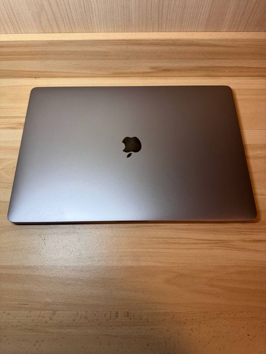 MacBook Pro 16" 2019 / Intel Core i7 / 16 GB RAM / 512 GB SSD / Ідеальний стан