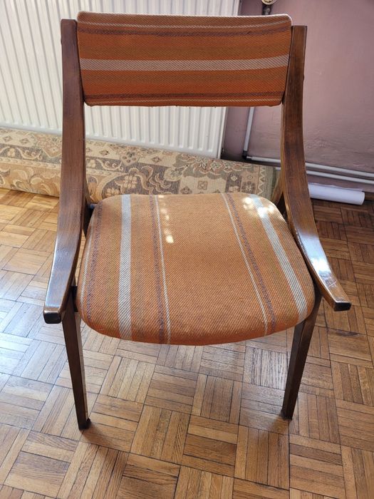 Krzesło " skoczek" vintage PRL