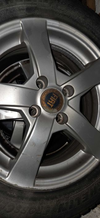 Koła felgi aluminiowe Fiat Punto 15 cali.
