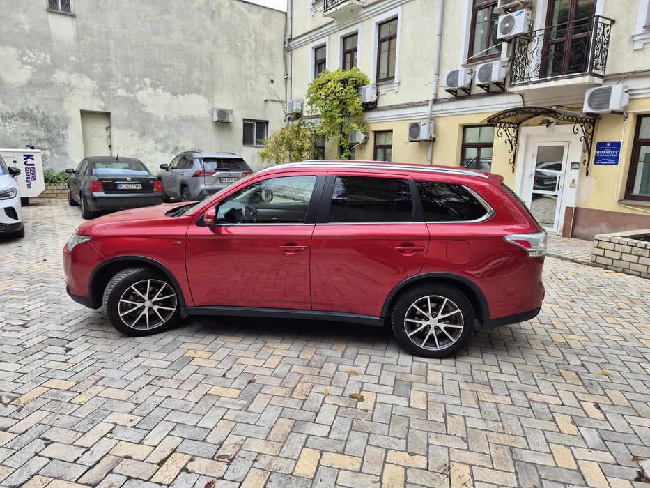 Mitsubishi Outlander