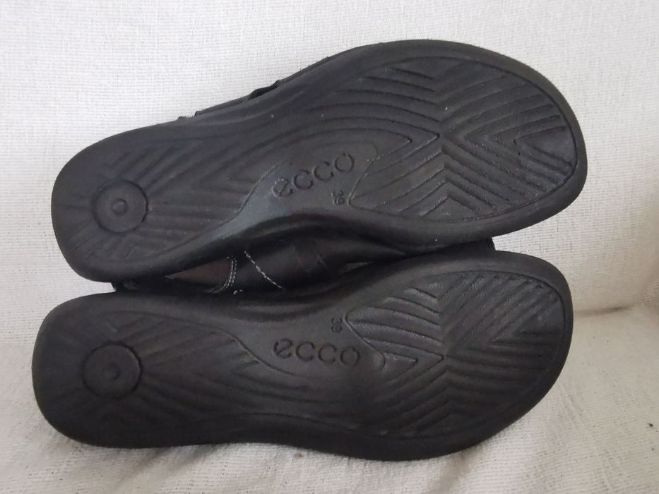 Ecco Breeze sandały skórzane 39