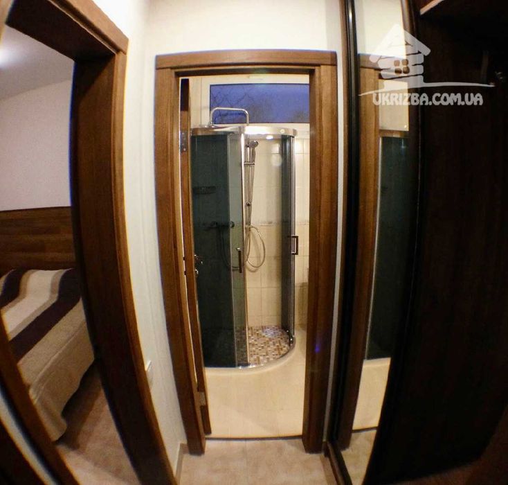 Київ. Метро Лівобережна. Сауна,басейн,більярд, теніс,резервне живлення