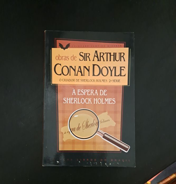 "À Espera de Sherlock Holmes"
Em bom estado
7 euros