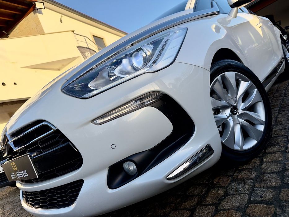 Citroën DS5 e-HDi 115 EGS6 SoChic