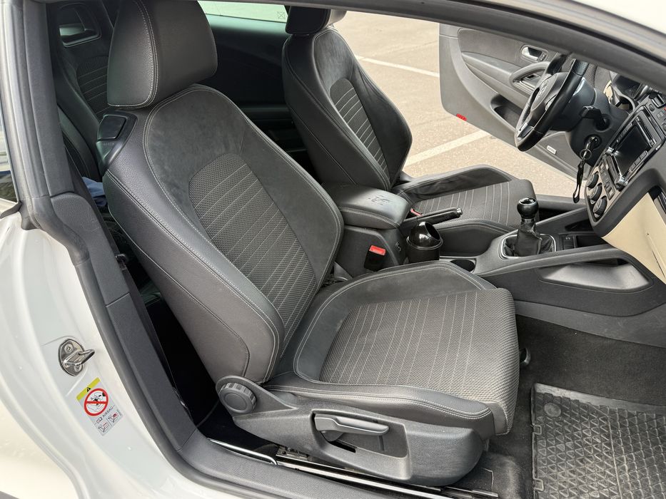 Volkswagen Scirocco R-line